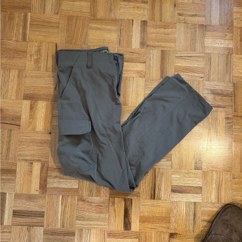 Men's Under Arnour Cargo Pants